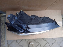 Laden Sie das Bild in den Galerie-Viewer, Frontscheinwerfer VW Sportsvan 517941032B Xenon Rechts Scheinwerfer Headlight