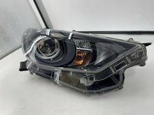 Laden Sie das Bild in den Galerie-Viewer, Frontscheinwerfer Toyota Yaris 9922681017 9922681010 Rechts Headlight SCH8582052254tm