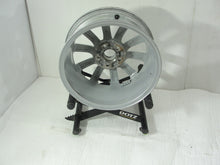 Load image into Gallery viewer, 1x Alufelge 15 Zoll 6.0&quot; 5x100 40ET Glanz Silber 6C0601025M VW Polo Rim Wheel