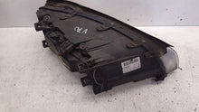 Laden Sie das Bild in den Galerie-Viewer, Frontscheinwerfer Volvo V70 III 31283915 Xenon Links Scheinwerfer Headlight
