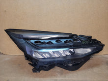 Laden Sie das Bild in den Galerie-Viewer, Frontscheinwerfer Toyota C-Hr 81110-F4220 Full LED Rechts Scheinwerfer Headlight SCH8697745208jo