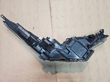 Laden Sie das Bild in den Galerie-Viewer, Frontscheinwerfer Toyota Chr C-Hr 81110-F4031-00 LED Links Headlight SCH6020873425bi