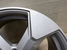 Laden Sie das Bild in den Galerie-Viewer, 1x Alufelge 18 Zoll 80000277 Volvo Rim Wheel FEL9157721371th