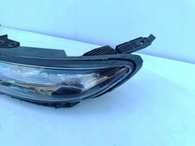 Laden Sie das Bild in den Galerie-Viewer, Frontscheinwerfer Hyundai Kona 92207-J9500 LED Links Scheinwerfer Headlight SCH2267596428eg