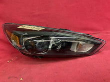 Laden Sie das Bild in den Galerie-Viewer, Frontscheinwerfer Ford Focus F1EB-13D154-EF Xenon Rechts Scheinwerfer Headlight SCH9266399957da
