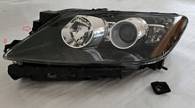 Laden Sie das Bild in den Galerie-Viewer, Frontscheinwerfer Mazda Cx-7 EH10-51040 100-41028 Xenon Links Headlight SCH9491417172lc