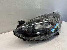 Laden Sie das Bild in den Galerie-Viewer, Frontscheinwerfer Mazda II Links Scheinwerfer Headlight