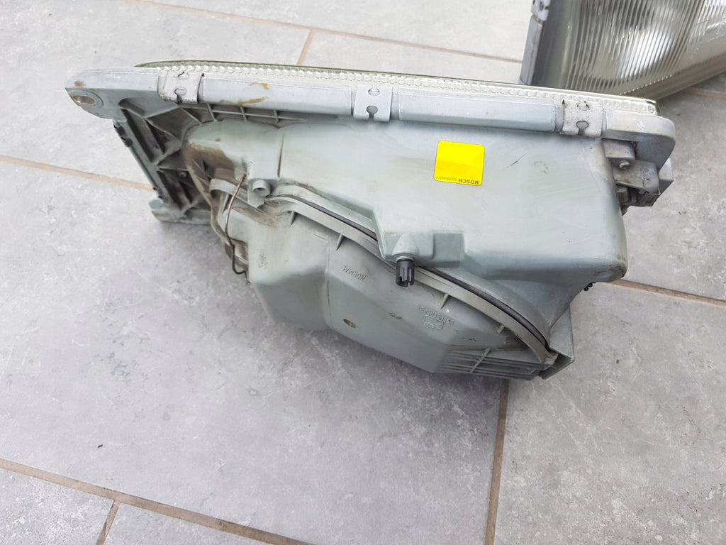 Frontscheinwerfer Mercedes-Benz W123 1305620201 Rechts Scheinwerfer Headlight SCH7378049901gl