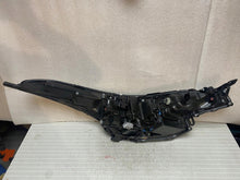 Laden Sie das Bild in den Galerie-Viewer, Frontscheinwerfer Toyota Chr 81150-F4180-00 Full LED Links Headlight SCH9780445040xj