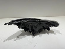Load image into Gallery viewer, Frontscheinwerfer Toyota V 744NAWY21W Ein Stück (Rechts oder Links) Headlight SCH6467334598kr