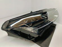 Laden Sie das Bild in den Galerie-Viewer, Frontscheinwerfer Skoda Enyaq IV 5az 5LB941016G 1EX014773-82 Full LED Rechts