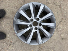 Load image into Gallery viewer, 1x Alufelge 16 Zoll 6.5" 5x112 7N5601025D Seat Alhambra I Rim Wheel FEL4318371648ko