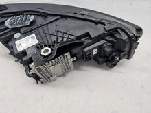 Laden Sie das Bild in den Galerie-Viewer, Frontscheinwerfer BMW 2 Active Tourer U06 5A42247-07 Links Headlight