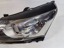 Load image into Gallery viewer, Frontscheinwerfer Toyota Verso 81150-0F161-00 Links Scheinwerfer Headlight SCH4342734731kl