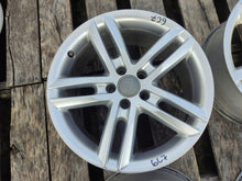 Laden Sie das Bild in den Galerie-Viewer, 4x Alufelge 18 Zoll 8.0" 5x112 39ET Glanz Silber 4G0601025BL Audi A6 C7 FEL3113793334fm