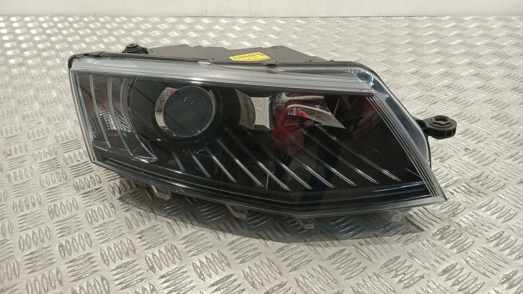 Frontscheinwerfer Skoda Octavia III 5E1941016 Vorderseite Scheinwerfer Headlight SCH3322982225li