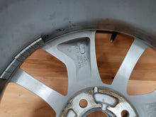 Laden Sie das Bild in den Galerie-Viewer, 1x Alufelge 16 Zoll 6.5&quot; 4x108 44ET 403009007 Renault Rim Wheel