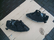 Laden Sie das Bild in den Galerie-Viewer, Frontscheinwerfer VW Fox Ein Satz Scheinwerfer Headlight