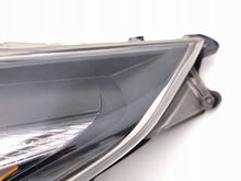 Laden Sie das Bild in den Galerie-Viewer, Frontscheinwerfer Toyota Prius AMD215743 Links Scheinwerfer Headlight SCH7798659833jj