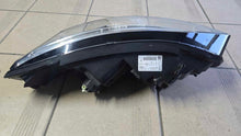 Laden Sie das Bild in den Galerie-Viewer, Frontscheinwerfer Renault Scenic 260606727R 012293-01 Links Headlight SCH6879875789tb