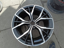 Laden Sie das Bild in den Galerie-Viewer, 1x Alufelge 16 Zoll 5x112 Glanz BMW 5 G31 G30 Rim Wheel FEL1327955896yv