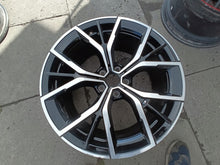 Laden Sie das Bild in den Galerie-Viewer, 1x Alufelge 16 Zoll 5x112 Glanz BMW 5 G31 G30 Rim Wheel FEL1327955896yv