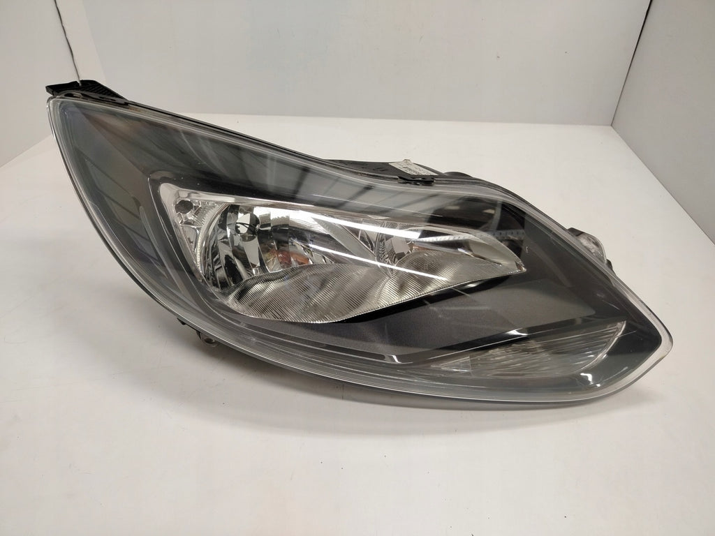 Frontscheinwerfer Ford Focus BM51-13W029-CH Rechts Scheinwerfer Headlight SCH9056943082bv