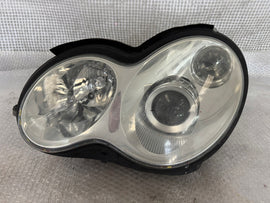 Frontscheinwerfer Mercedes-Benz W203 A2038203761 Xenon Links Headlight SCH5880726675wp
