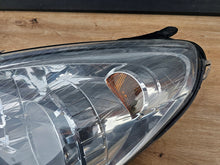 Laden Sie das Bild in den Galerie-Viewer, Frontscheinwerfer Opel Astra H 13239288LH Links Scheinwerfer Headlight SCH1456491906gf