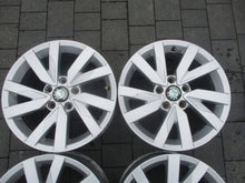 Laden Sie das Bild in den Galerie-Viewer, 4x Alufelge 16 Zoll 6.5" 5x112 41ET Glanz Silber 3G0601025A Skoda I Rim Wheel FEL4936431459nv