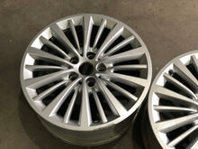 Load image into Gallery viewer, 1x Alufelge 17 Zoll 7.5" 5x120 6881440 BMW F45 F46 Rim Wheel FEL4457816236py