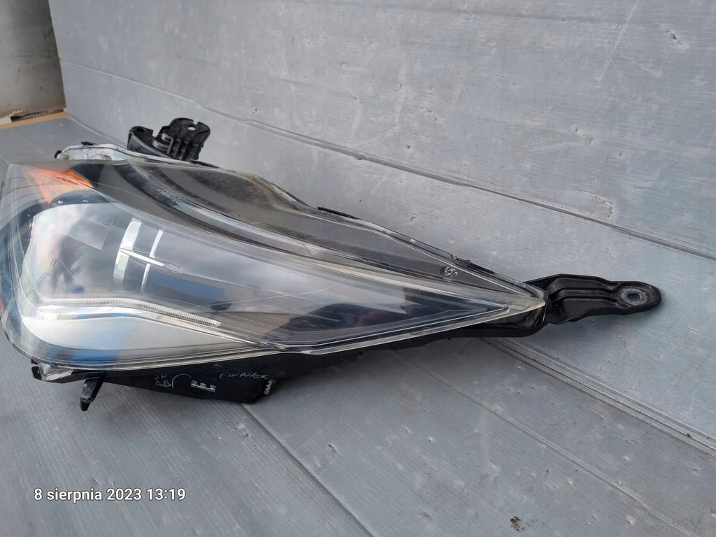 Frontscheinwerfer Toyota Aygo Vorderseite Scheinwerfer Headlight SCH3608379370sj