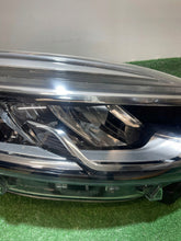 Laden Sie das Bild in den Galerie-Viewer, Frontscheinwerfer Renault Captur I 260107560R Rechts Scheinwerfer Headlight SCH8871596729xp