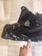 Load image into Gallery viewer, Frontscheinwerfer BMW 2 Active Tourer U06 5A42248-07 Full LED Rechts Headlight SCH8654516468hb