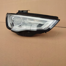 Load image into Gallery viewer, Frontscheinwerfer Audi A3 8V0941006 Xenon Rechts Scheinwerfer Headlight