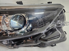 Laden Sie das Bild in den Galerie-Viewer, Frontscheinwerfer Toyota Auris 8113002K30 LED Rechts Scheinwerfer Headlight