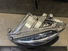 Laden Sie das Bild in den Galerie-Viewer, Frontscheinwerfer Mercedes-Benz W205 A2059068701 LED Links Headlight SCH6802614885qj