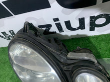 Laden Sie das Bild in den Galerie-Viewer, Frontscheinwerfer Mercedes-Benz W211 Xenon Rechts Scheinwerfer Headlight SCH2019411260ri
