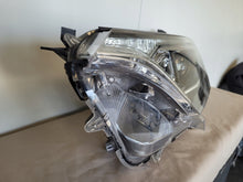 Laden Sie das Bild in den Galerie-Viewer, Frontscheinwerfer Toyota Rav 4 Links Scheinwerfer Headlight SCH2645001090ul
