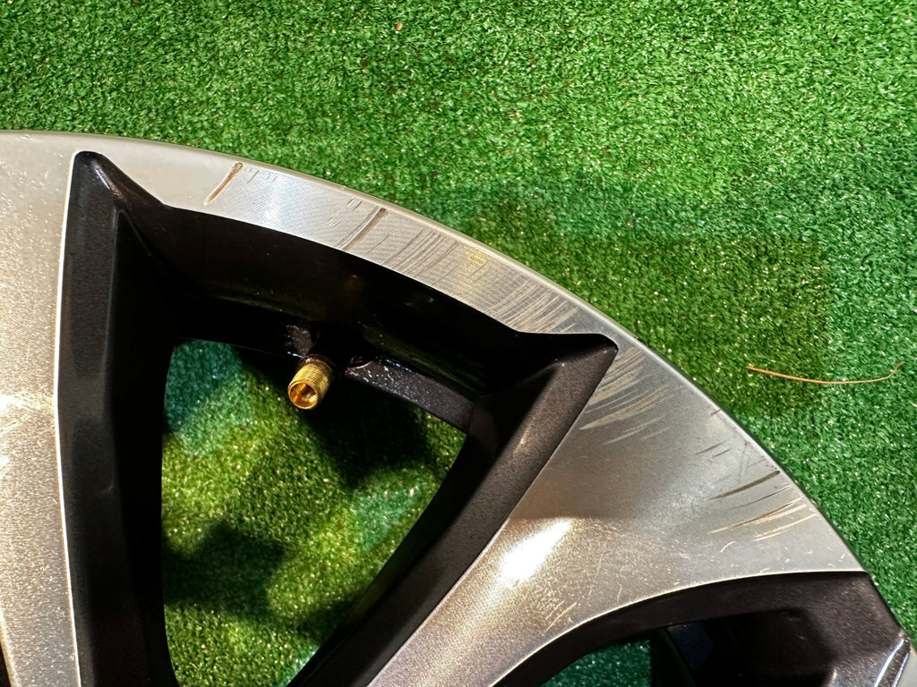 1x Alufelge 16 Zoll 6.5" 5x114.3 44ET 403005287R Renault Zoe Rim Wheel FEL3063008141rv