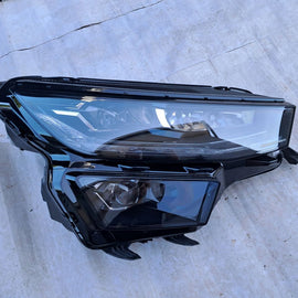 Frontscheinwerfer Skoda Kodiaq 566941036 Rechts Scheinwerfer Headlight SCH9438282745jt