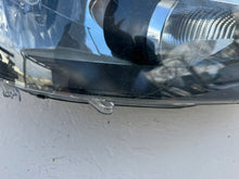 Load image into Gallery viewer, Frontscheinwerfer VW 7E1941016T Rechts Scheinwerfer Headlight SCH2858504824kg