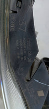 Load image into Gallery viewer, Frontscheinwerfer Toyota Avensis 1000017687 Rechts Scheinwerfer Headlight SCH3900798878uv