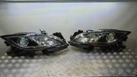 Frontscheinwerfer Mazda II Xenon Ein Stück (Rechts oder Links) Headlight