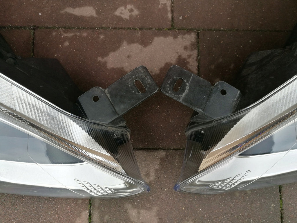 Frontscheinwerfer Ford Fiesta H1BB-13W029-AE LED Ein Stück (Rechts oder Links)