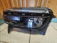 Laden Sie das Bild in den Galerie-Viewer, Frontscheinwerfer Jeep I 52218719 LED Links Scheinwerfer Headlight SCH4036385899mx