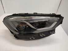 Laden Sie das Bild in den Galerie-Viewer, Frontscheinwerfer Mercedes-Benz W247 A2479064204 A2479064104 Ein Satz Headlight SCH5274444719dk