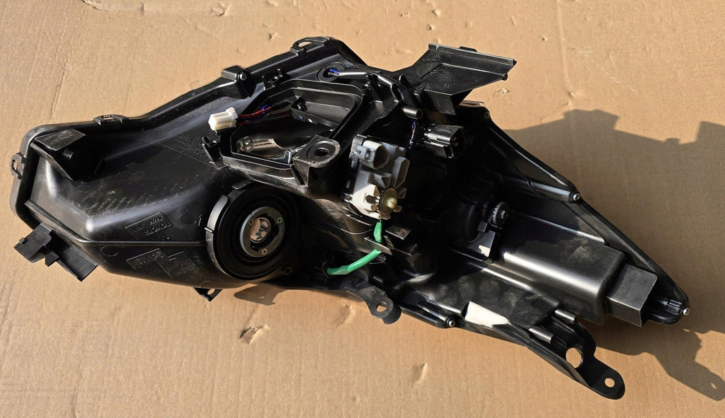 Frontscheinwerfer Toyota Prius Plus Xenon Links Scheinwerfer Headlight SCH8888735163va
