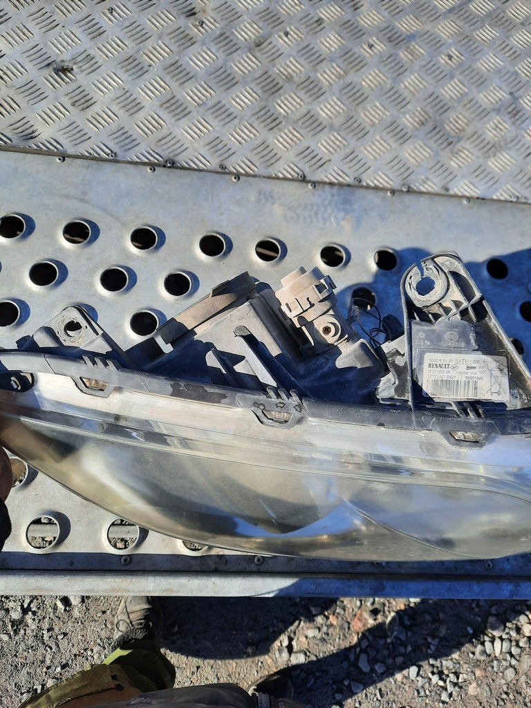 Frontscheinwerfer Renault Laguna III 260100040R Xenon Rechts Headlight SCH9253475997mr