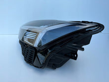 Laden Sie das Bild in den Galerie-Viewer, Frontscheinwerfer Polestar 2 II P31698070 LED Links Scheinwerfer Headlight